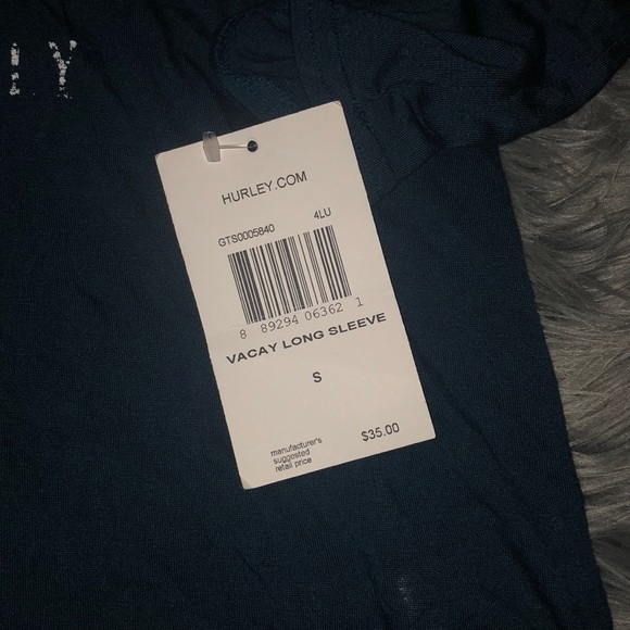 Hurley Small Shirt - Picture 2 of 5